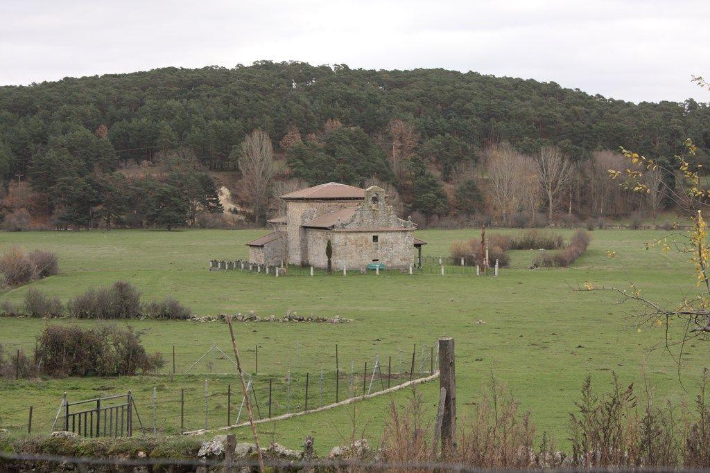 Fotografía de la iglesia de Quintanar de la Sierra